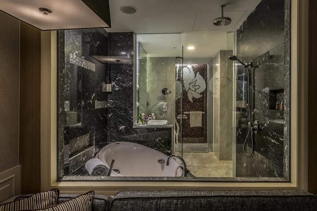 Ascott Raffles Place Singapore Hotel