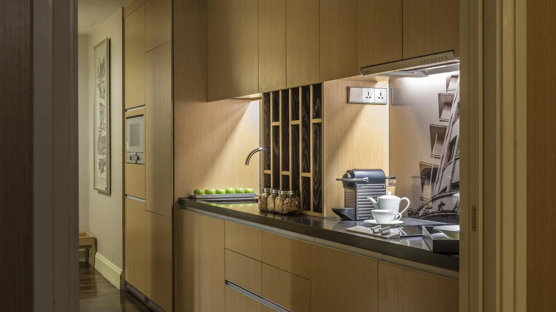 Ascott Raffles Place Singapore Hotel