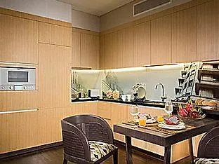 Ascott Raffles Place Singapore 5*,  Singapore